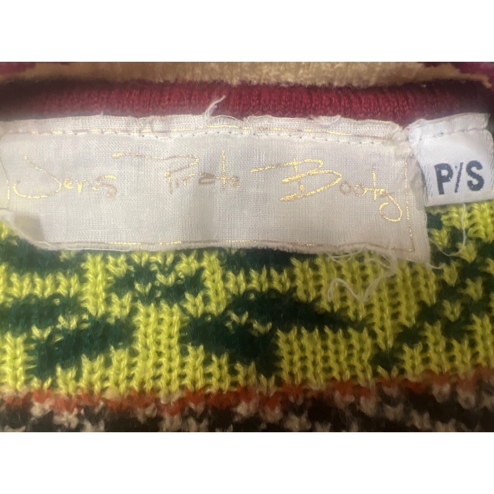 Jen's Pirate Booty Skull Fair Isle Oversized V-Neck Knit Sweater P/S Multi - Picture 2 of 6